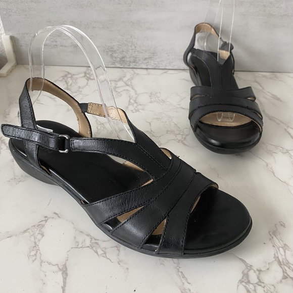 Naturalizer Neina Flat Comfort Sandals Women Sz‎ 10M Black Everyday Summer - Picture 1 of 11
